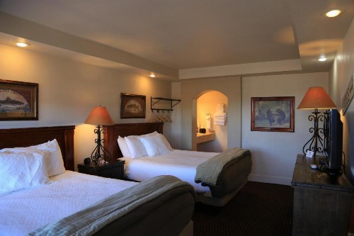The Lodge on Route 66 - image 26
