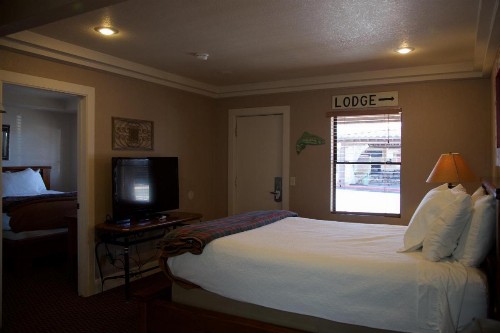 The Lodge on Route 66 - image 5