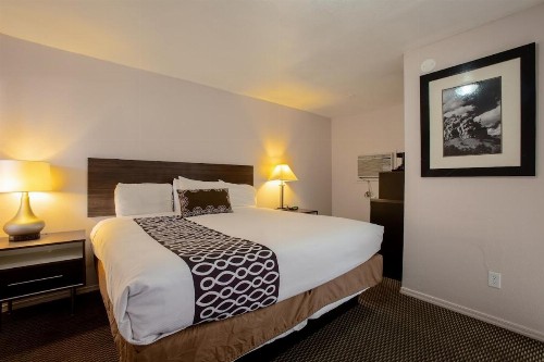 Celilo Inn - image 11