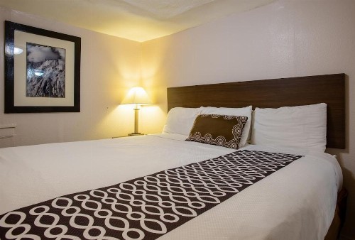 Celilo Inn - image 15