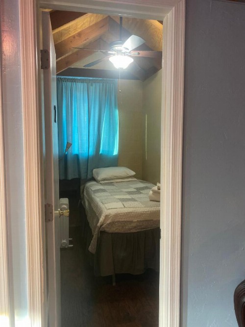 WILLIAMS AZ HOSTEL - image 16