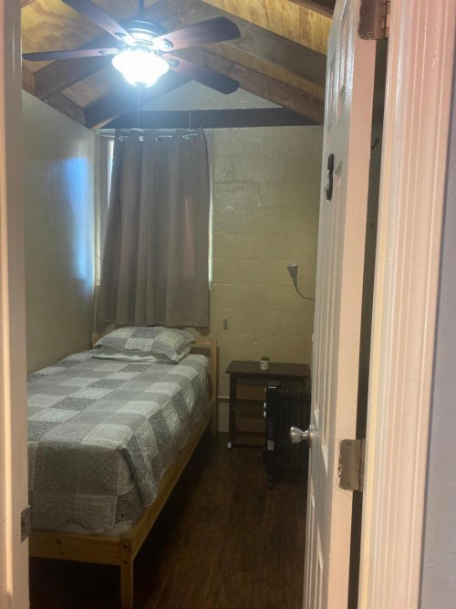 WILLIAMS AZ HOSTEL - image 21