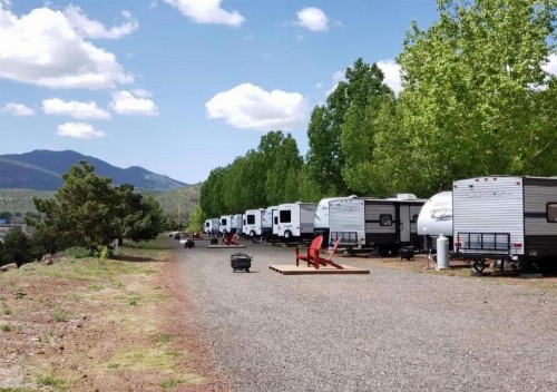Grand Canyon RV Glamping - image 1