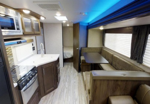 Grand Canyon RV Glamping - image 20