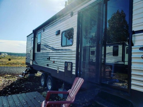 Grand Canyon RV Glamping - image 35