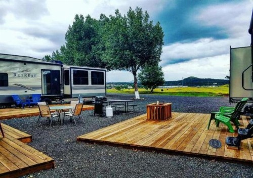 Grand Canyon RV Glamping - image 38