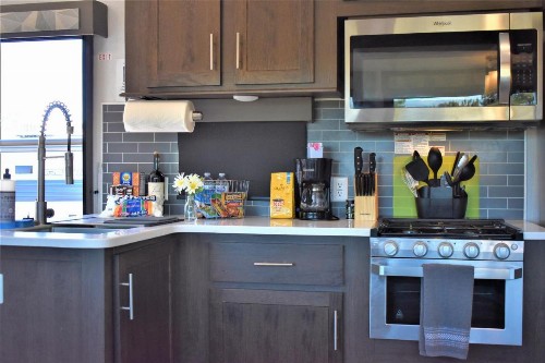 Grand Canyon RV Glamping - image 43