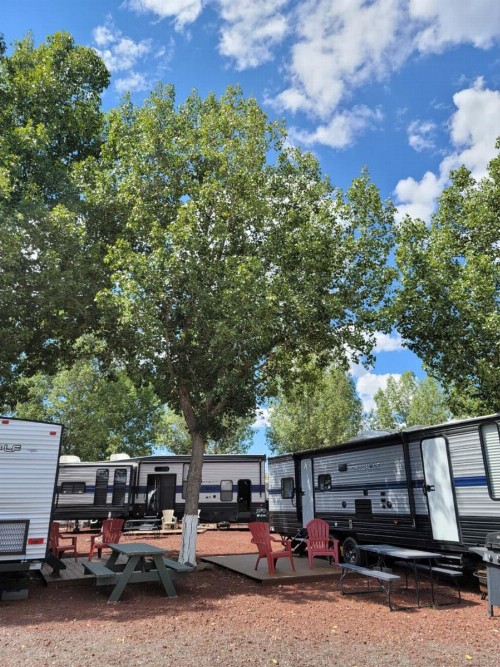 Grand Canyon RV Glamping - image 50