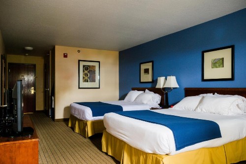 Holiday Inn Express Hotel & Suites Acme-Traverse City an IHG Hotel - image 22