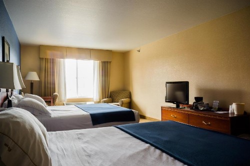 Holiday Inn Express Hotel & Suites Acme-Traverse City an IHG Hotel - image 23