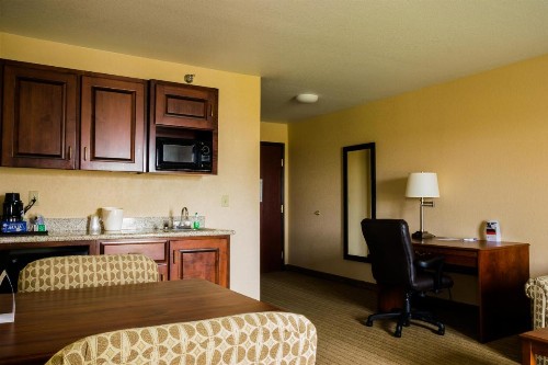 Holiday Inn Express Hotel & Suites Acme-Traverse City an IHG Hotel - image 30