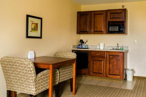 Holiday Inn Express Hotel & Suites Acme-Traverse City an IHG Hotel - image 32
