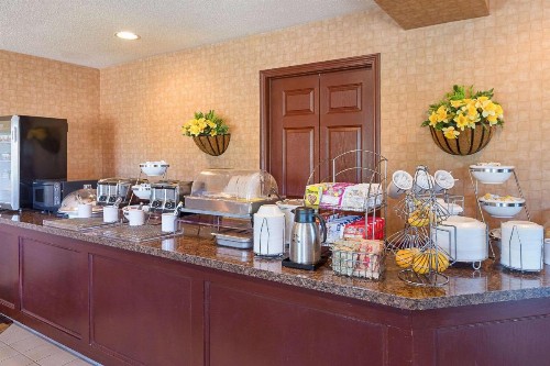 Sleep Inn & Suites Acme – Traverse City - image 49