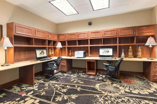 Hampton Inn & Suites Williamsburg Historic District - image 38
