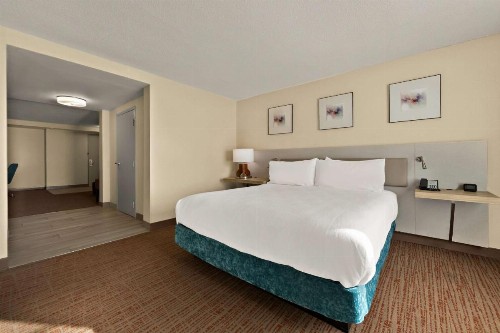 Hilton Garden Inn Williamsburg - image 13