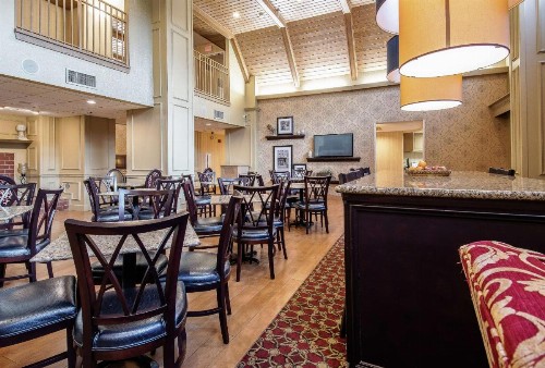 Hampton Inn & Suites Williamsburg-Richmond Road - image 4