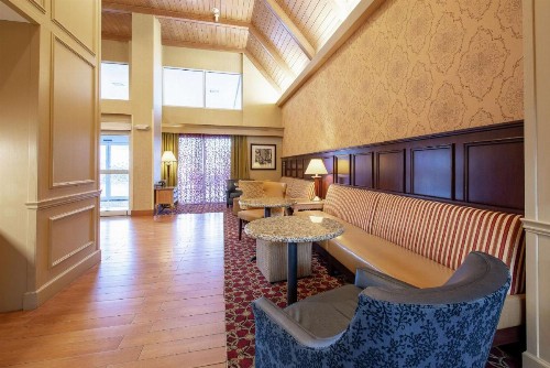 Hampton Inn & Suites Williamsburg-Richmond Road - image 5
