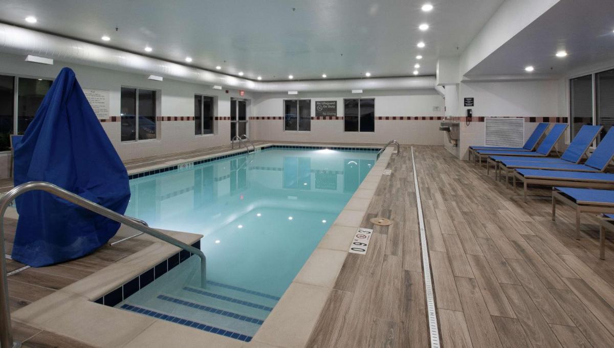 Hampton Inn & Suites Williamsburg-Richmond Road - image 6