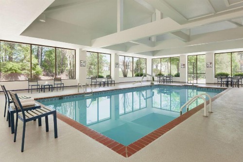Homewood Suites Williamsburg - image 18