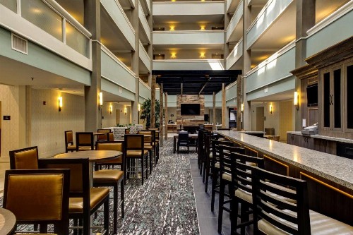 Embassy Suites Williamsburg - image 34