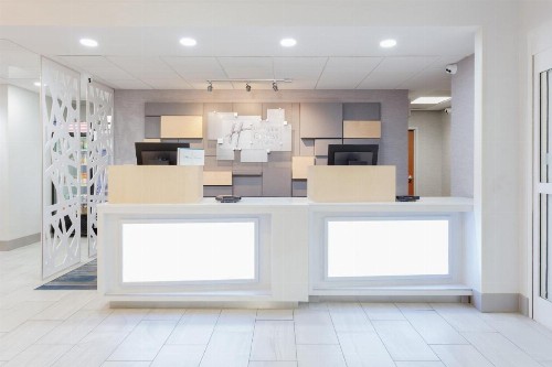 Holiday Inn Express & Suites Williamsburg an IHG Hotel - image 24