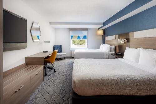 Holiday Inn Express & Suites Williamsburg an IHG Hotel - image 30