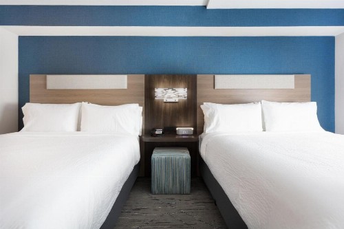 Holiday Inn Express & Suites Williamsburg an IHG Hotel - image 33
