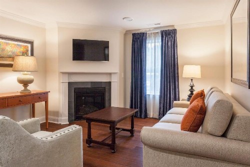 Bluegreen Vacations Patrick Henry Sqr Ascend Resort Collection - image 9