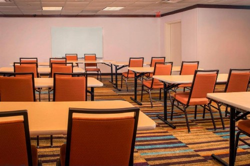 Fairfield Inn & Suites by Marriott Williamsburg - image 15