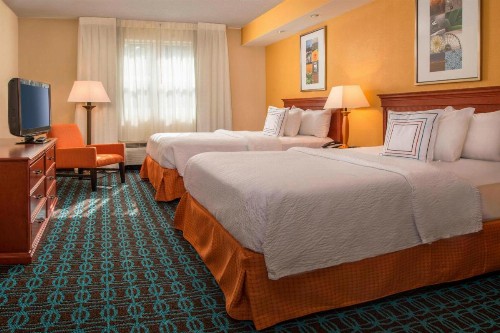 Fairfield Inn & Suites by Marriott Williamsburg - image 17