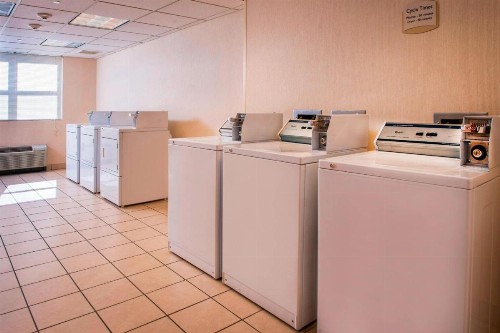 Fairfield Inn & Suites by Marriott Williamsburg - image 23