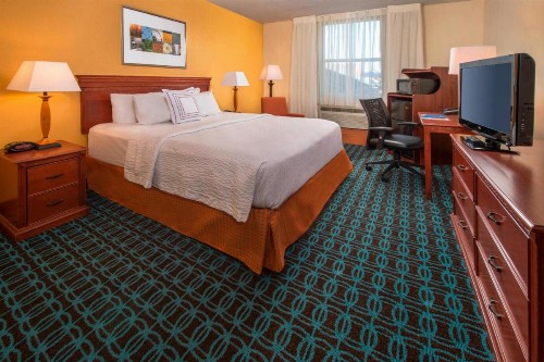 Fairfield Inn & Suites by Marriott Williamsburg - image 9