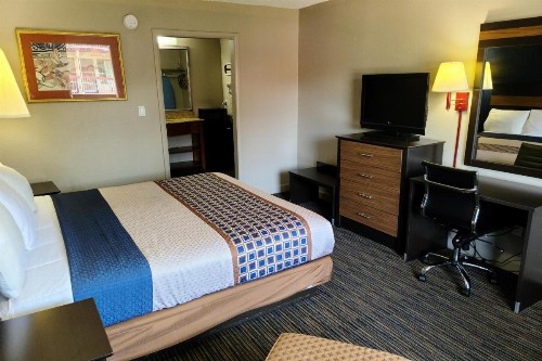 Travelodge by Wyndham Williamsburg Colonial Area - image 20