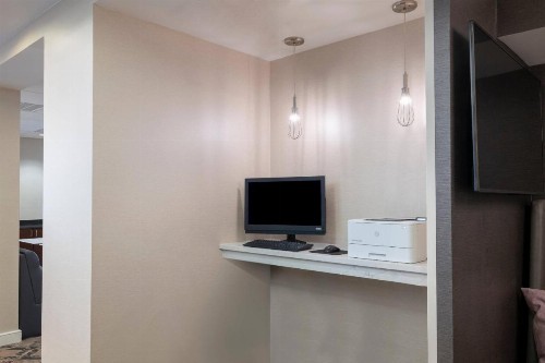 Residence Inn by Marriott Williamsburg - image 8