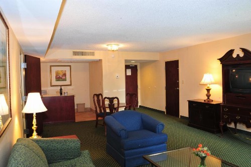 Fort Magruder Hotel Trademark Collection by Wyndham - image 44