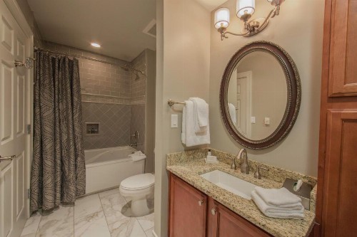 Holiday Inn Club Vacations Williamsburg Resort an IHG Hotel - image 2