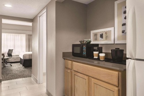 Country Inn & Suites by Radisson Williamsburg East (Busch Gardens) VA - image 10