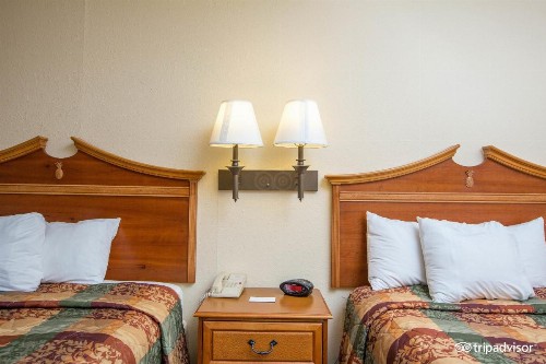 Country Inn & Suites by Radisson Williamsburg East (Busch Gardens) VA - image 25
