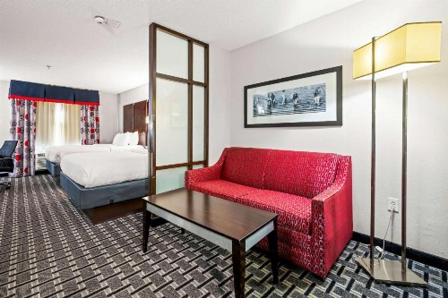 Comfort Suites Williamsburg Historic Area - image 41