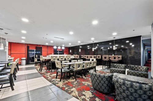 Comfort Suites Williamsburg Historic Area - image 9