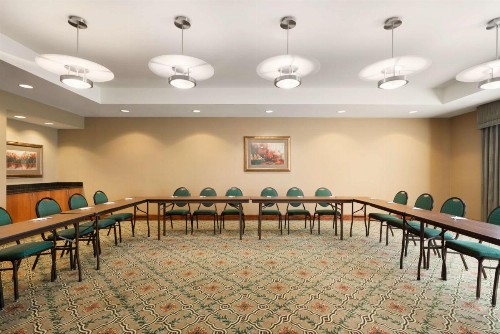 Hampton Inn & Suites Williamsburg-Central - image 27