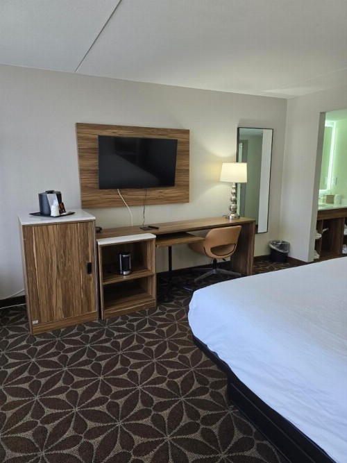 Wyndham Garden Williamsburg Busch Gardens Area - image 28