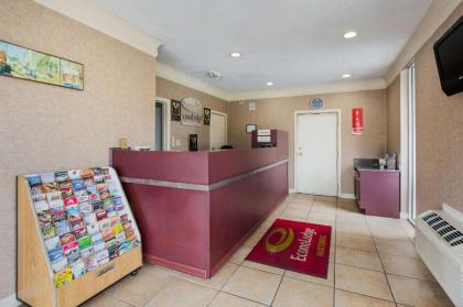 Econolodge Historic - image 7