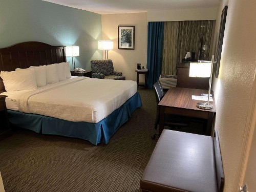 Best Western Williamsburg Historic District - image 4