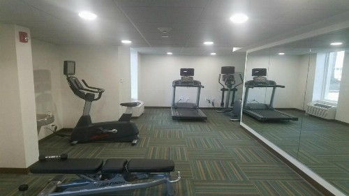 Holiday Inn Express - Williamsburg Busch Gardens Area an IHG Hotel - image 20
