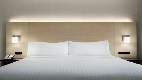 Holiday Inn Express - Williamsburg Busch Gardens Area an IHG Hotel - image 38