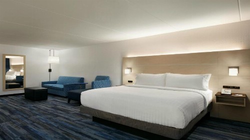 Holiday Inn Express - Williamsburg Busch Gardens Area an IHG Hotel - image 43