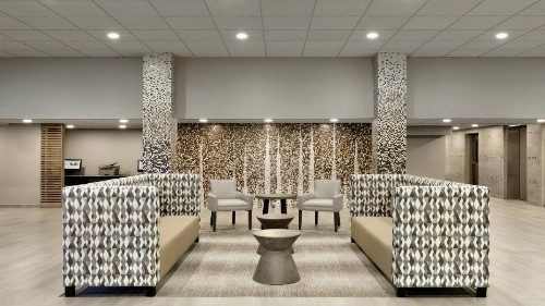 Holiday Inn Express - Williamsburg Busch Gardens Area an IHG Hotel - image 6