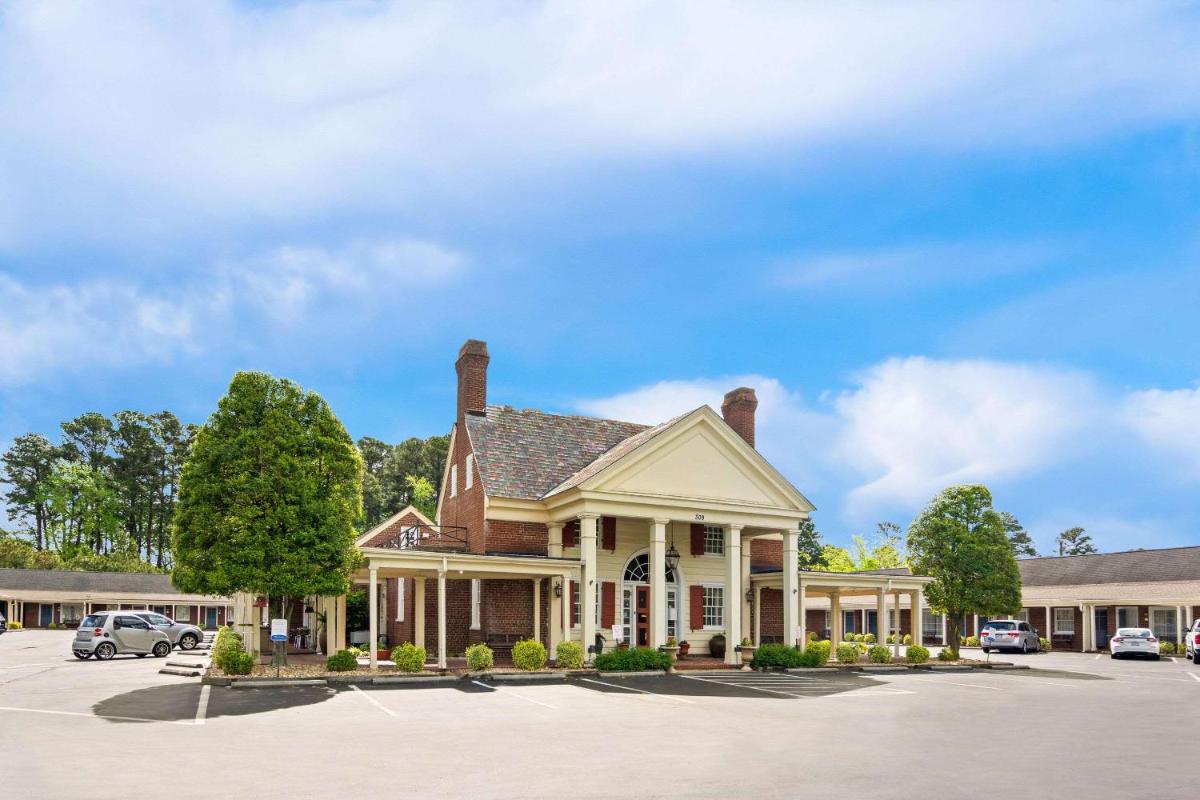 Rodeway Inn Historic - image 5