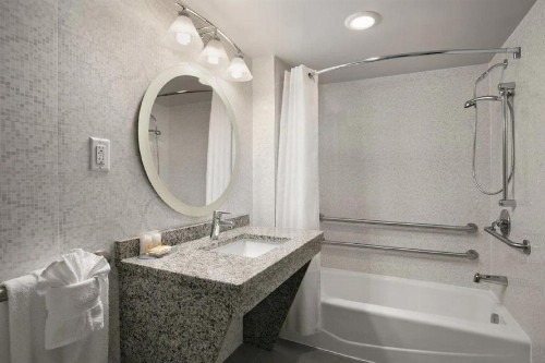 Comfort Inn Williamsburg Gateway - image 27